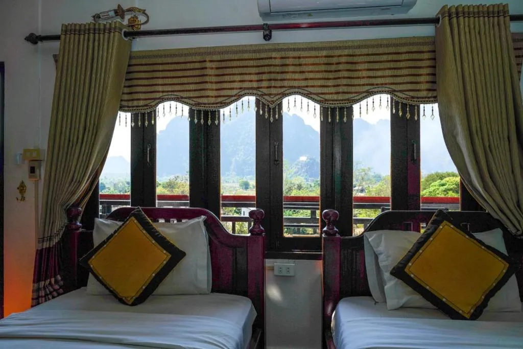 Budget Twin Room — Bountang Mountain View Riverside Hotel